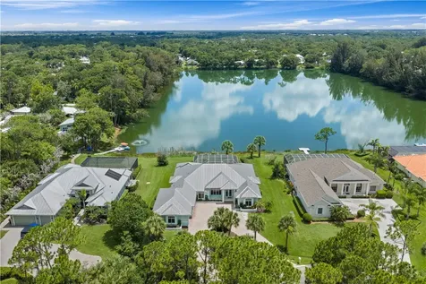 6525 7th Manor Vero Beach FL 32968
