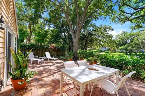 1543 Sabal Court Vero Beach FL 32963