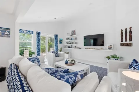 1543 Sabal Court Vero Beach FL 32963