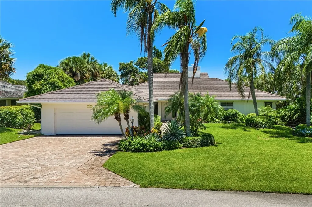 1810 Sand Dollar Way Vero Beach FL 32963