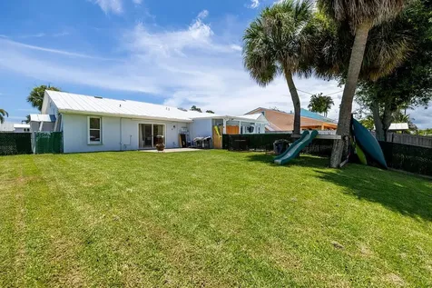 1935 Robalo Drive Vero Beach FL 32960