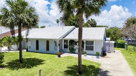 1935 Robalo Drive Vero Beach FL 32960
