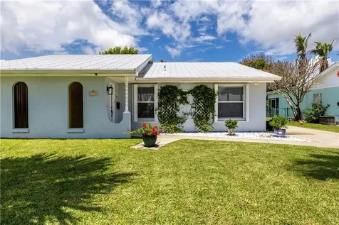 1935 Robalo Drive Vero Beach FL 32960