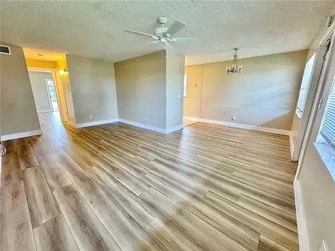 61 Woodland Drive Vero Beach FL 32962
