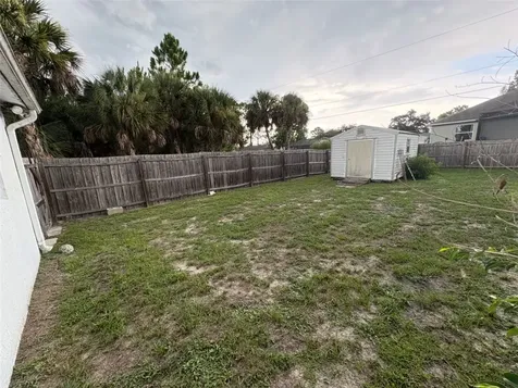 689 Caballero Avenue SE Palm Bay FL 32909