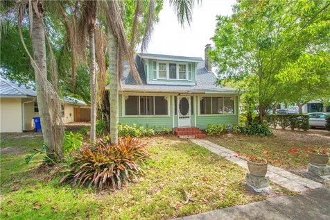 2216 17th Avenue Vero Beach FL 32960