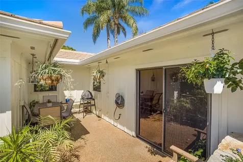 129 Prestwick Circle Vero Beach FL 32967