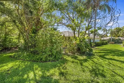 129 Prestwick Circle Vero Beach FL 32967