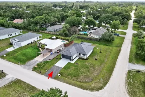 8616 100th Avenue Vero Beach FL 32967