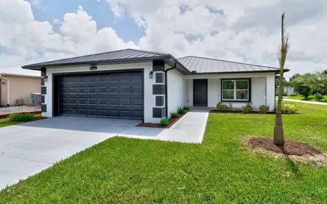 8616 100th Avenue Vero Beach FL 32967