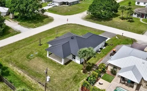 8616 100th Avenue Vero Beach FL 32967
