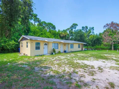 3760 47th Street Vero Beach FL 32967