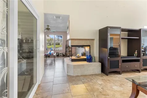 1965 Westminster Circle Vero Beach FL 32966