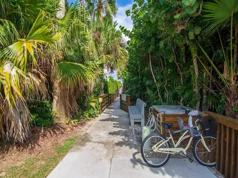 256 Egret Lane Vero Beach FL 32963