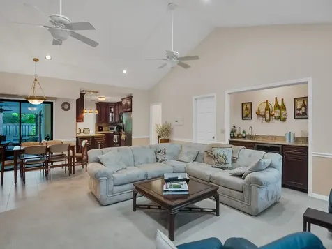 256 Egret Lane Vero Beach FL 32963