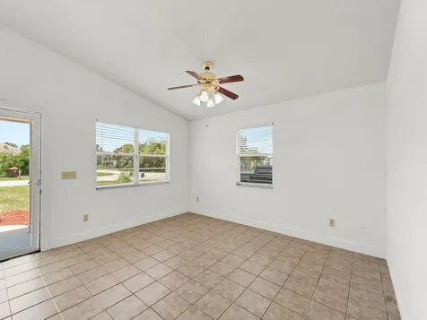 368 14th Place SW Vero Beach FL 32962