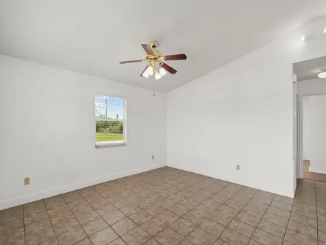 368 14th Place SW Vero Beach FL 32962