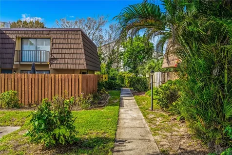 1166 6th Avenue Vero Beach FL 32960