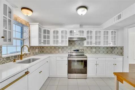 2002 Cordova Avenue Vero Beach FL 32960