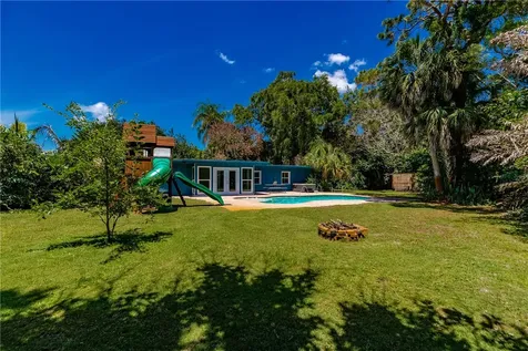 2002 Cordova Avenue Vero Beach FL 32960