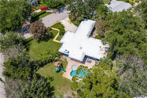 2002 Cordova Avenue Vero Beach FL 32960