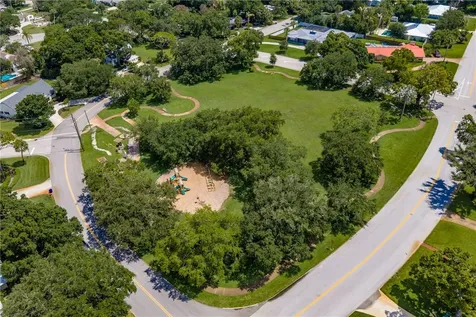 2002 Cordova Avenue Vero Beach FL 32960