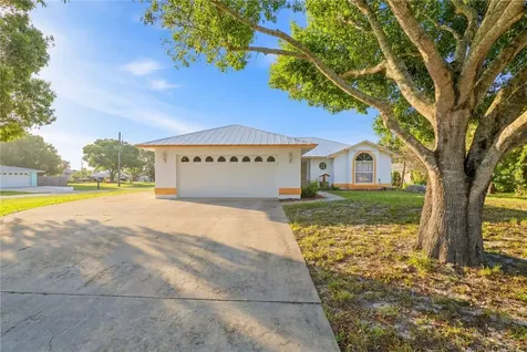 9931 Oak Street Sebastian FL 32976