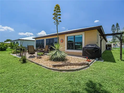 23 Arboles Del Norte Fort Pierce FL 34951