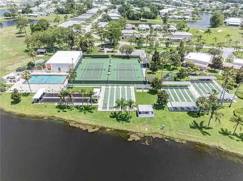 23 Arboles Del Norte Fort Pierce FL 34951