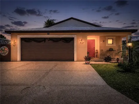 23 Arboles Del Norte Fort Pierce FL 34951