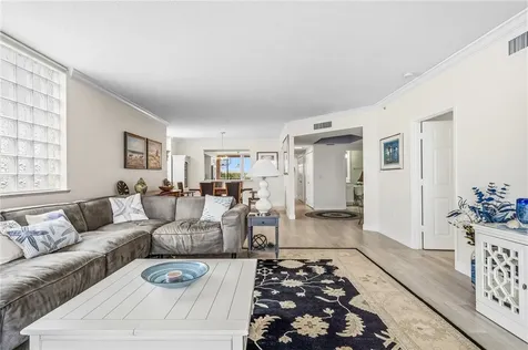 8866 N Sea Oaks Way Vero Beach FL 32963