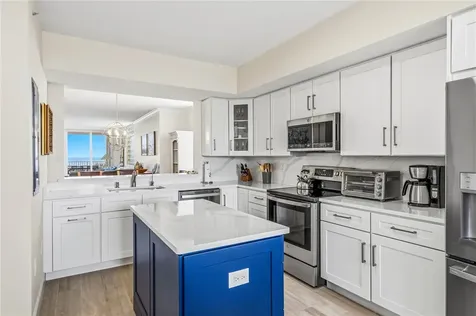 8866 N Sea Oaks Way Vero Beach FL 32963