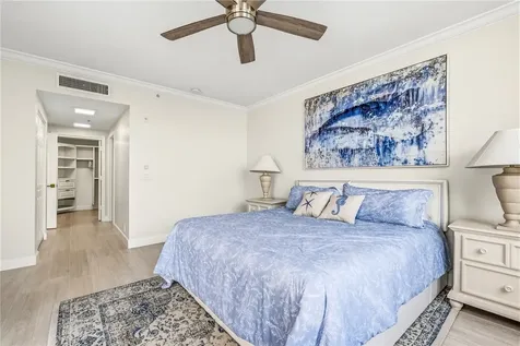 8866 N Sea Oaks Way Vero Beach FL 32963
