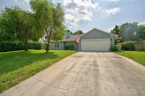 2056 16th Avenue SW Vero Beach FL 32962