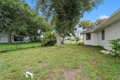 127 Friar Court Sebastian FL 32958