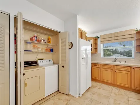 375 N Grove Isle Circle Vero Beach FL 32962