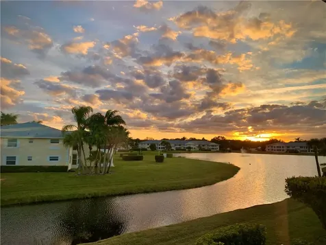 375 N Grove Isle Circle Vero Beach FL 32962