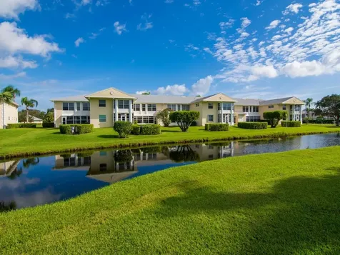 375 N Grove Isle Circle Vero Beach FL 32962