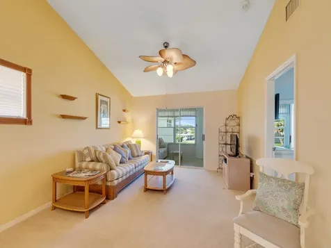 375 N Grove Isle Circle Vero Beach FL 32962