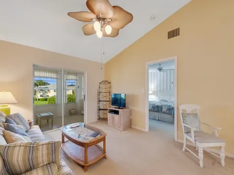 375 N Grove Isle Circle Vero Beach FL 32962