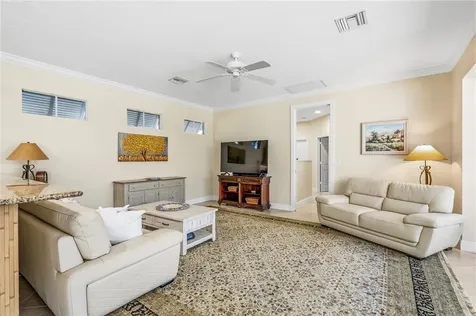 228 Oak Hammock Circle SW Vero Beach FL 32962