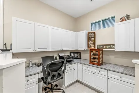 228 Oak Hammock Circle SW Vero Beach FL 32962