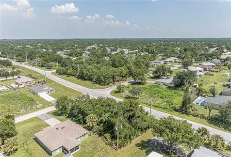 8315 102nd Avenue Vero Beach FL 32967