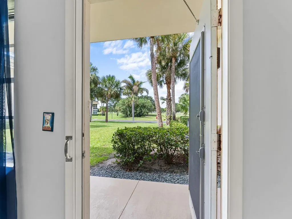 45 Vista Gardens Trail Vero Beach FL 32962