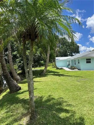 450 28th Court Vero Beach FL 32968