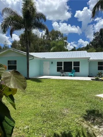 450 28th Court Vero Beach FL 32968