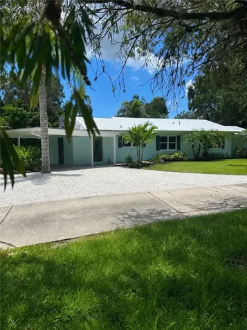 450 28th Court Vero Beach FL 32968
