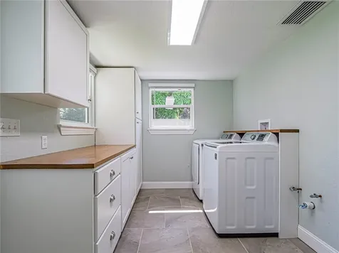 450 28th Court Vero Beach FL 32968