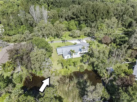 450 28th Court Vero Beach FL 32968