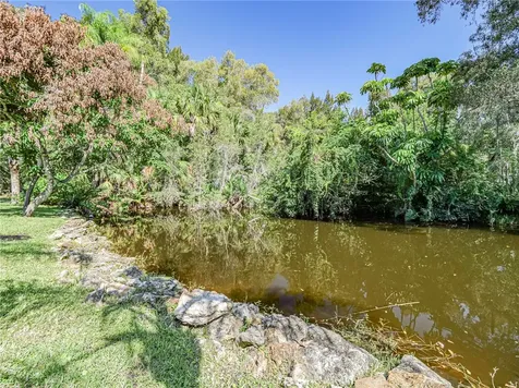 450 28th Court Vero Beach FL 32968